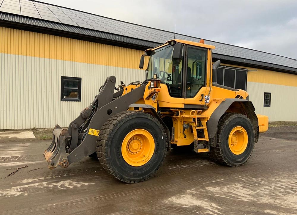 Westlake CB798 on Service for Swedish Construction Machinery Company